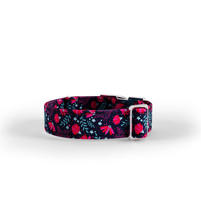 Folkloer Flowers Flirt personalisiertes Hundehalsband und Leine-Set